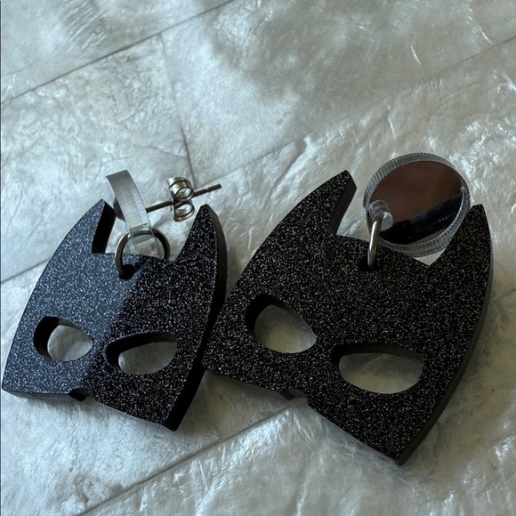 Batman Earrings Mask Glittery Acrylic Comic Book - Picture 2 of 6